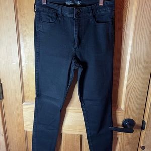 Abercrombie black ankle Jean High rise 6 Regular